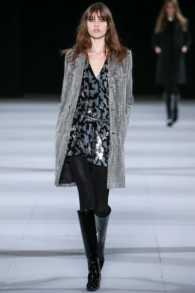 Look 1